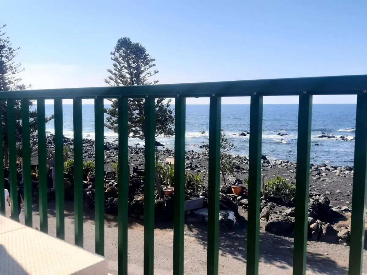 Bed and Breakfast Esencia Lanzarote Yaiza  Bed & Breakfast Yaiza (Lanzarote)